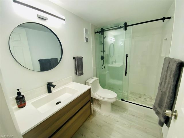 601 Seaview CT C-208, Marco Island, FL 34145