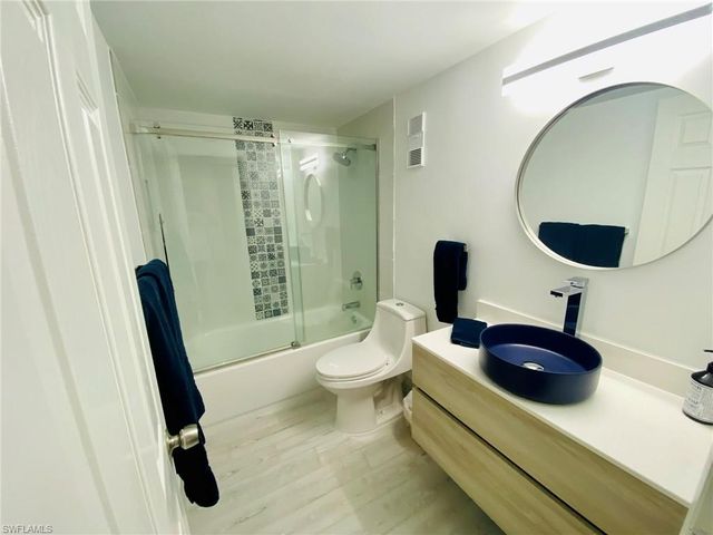 601 Seaview CT C-208, Marco Island, FL 34145