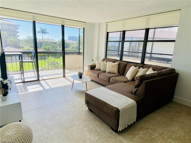 601 Seaview CT C-208, Marco Island, FL 34145