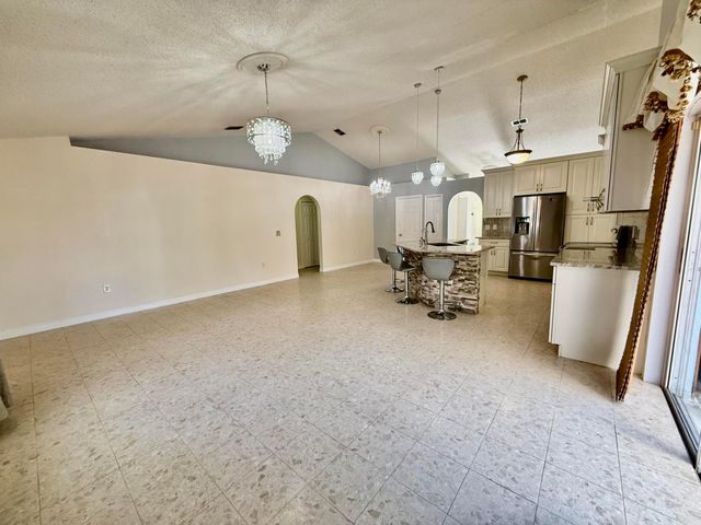 125 SW Donna Terrace, Port St. Lucie, Port St Lucie, FL 34984