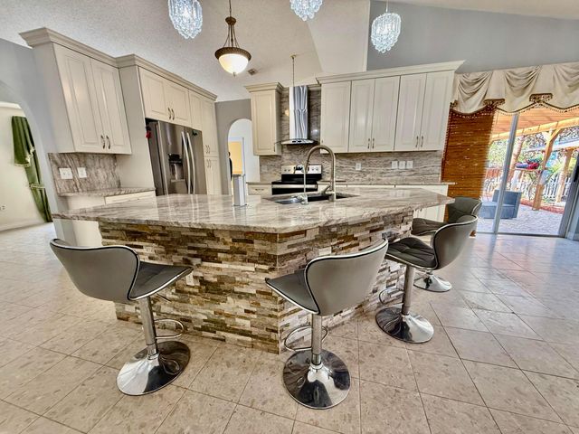 125 SW Donna Terrace, Port St. Lucie, Port St Lucie, FL 34984