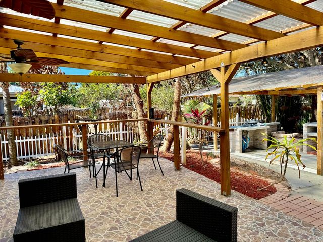 125 SW Donna Terrace, Port St. Lucie, Port St Lucie, FL 34984