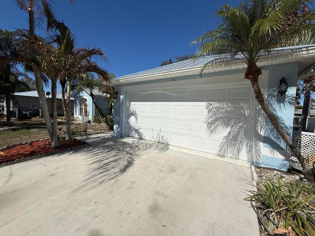 125 SW Donna Terrace, Port St. Lucie, Port St Lucie, FL 34984