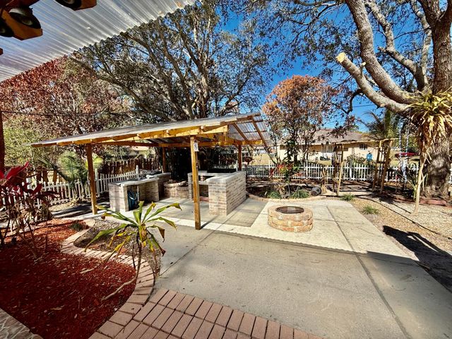 125 SW Donna Terrace, Port St. Lucie, Port St Lucie, FL 34984