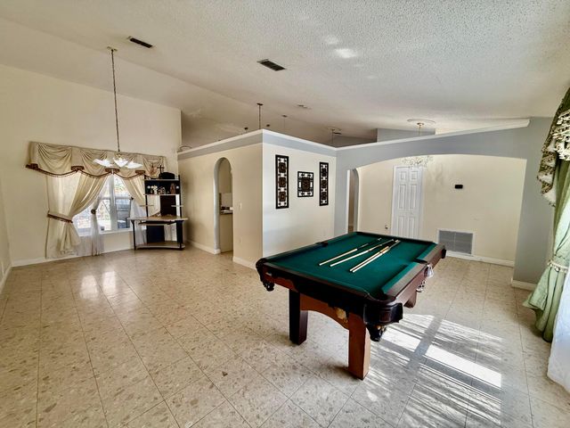 125 SW Donna Terrace, Port St. Lucie, Port St Lucie, FL 34984