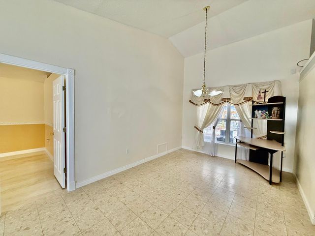 125 SW Donna Terrace, Port St. Lucie, Port St Lucie, FL 34984