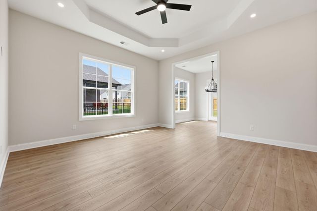 124 Patchen Drive, Nicholasville, KY 40356