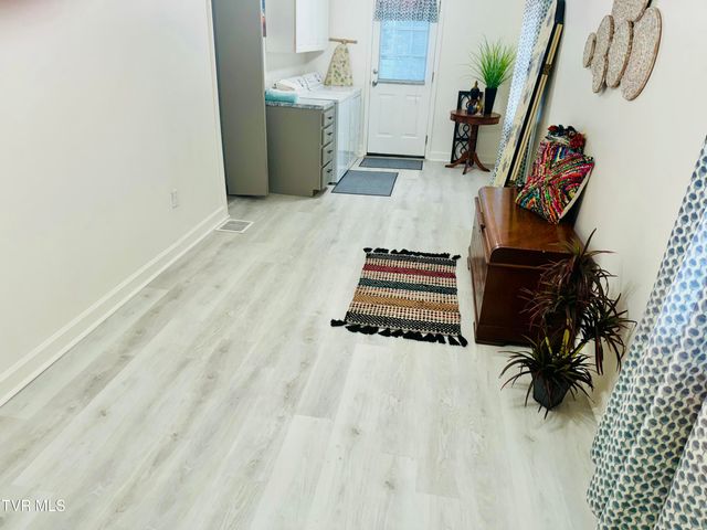 213 Campbell Street, Abingdon, VA 24210