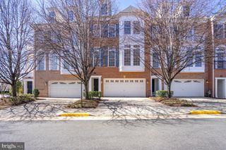 4086 CLOVET DRIVE # 32, Fairfax, VA 22030