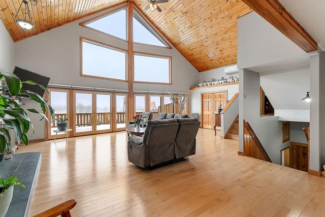 2139 Bronson Road, St. Albans Town, VT 05478