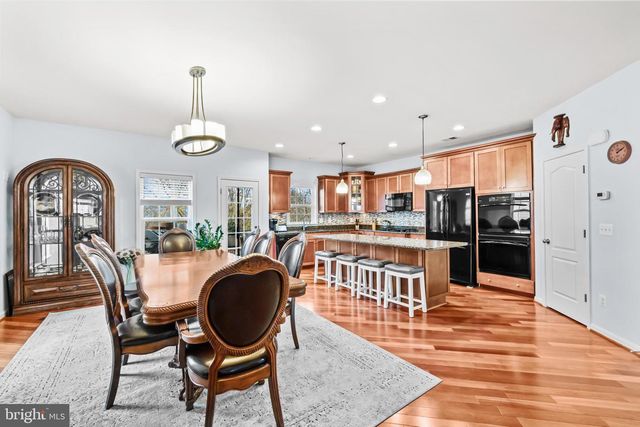 42462 GREAT HERON SQ, Brambleton, VA 20148