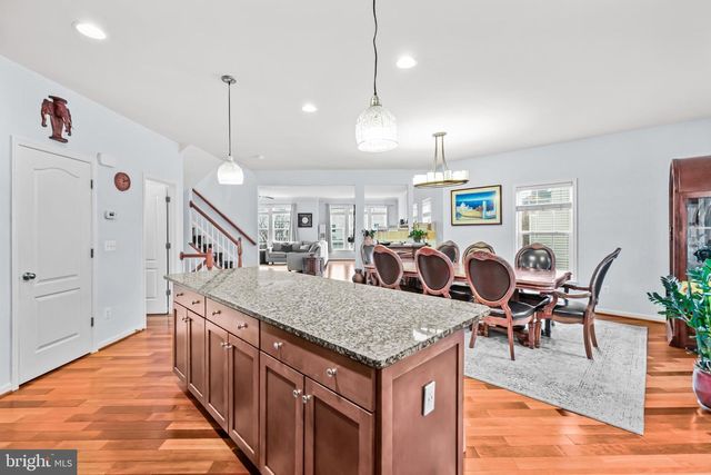 42462 GREAT HERON SQ, Brambleton, VA 20148