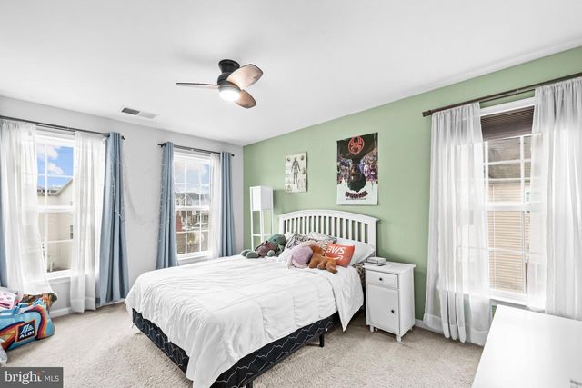 42462 GREAT HERON SQ, Brambleton, VA 20148