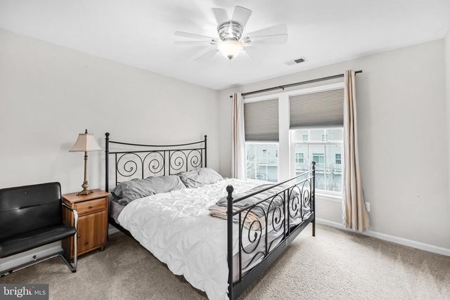 42462 GREAT HERON SQ, Brambleton, VA 20148