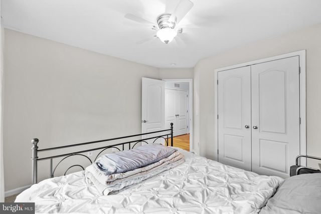 42462 GREAT HERON SQ, Brambleton, VA 20148