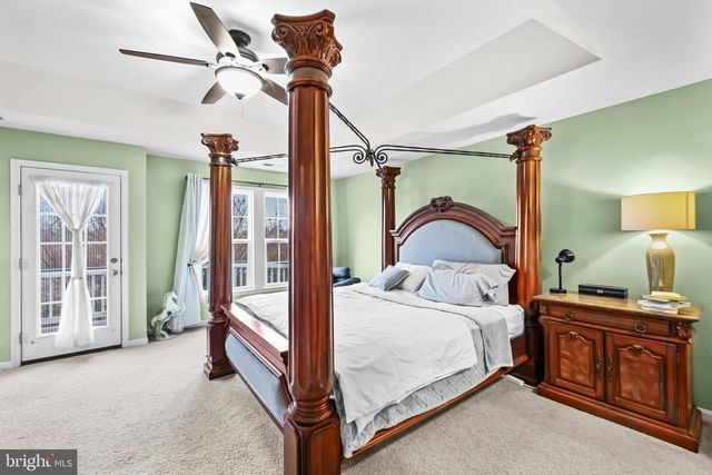 42462 GREAT HERON SQ, Brambleton, VA 20148