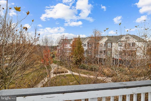 42462 GREAT HERON SQ, Brambleton, VA 20148