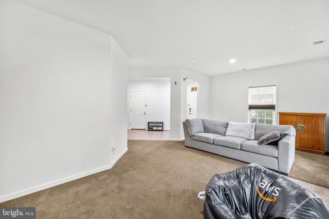 42462 GREAT HERON SQ, Brambleton, VA 20148