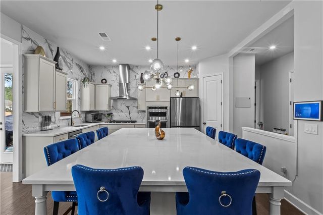 1391 Crestwind Road NW, Kennesaw, GA 30152