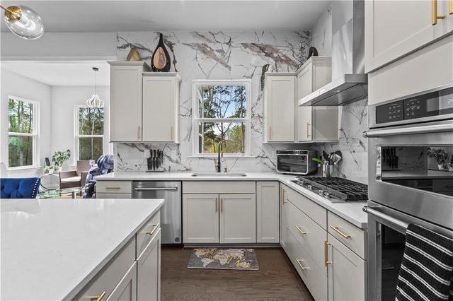 1391 Crestwind Road NW, Kennesaw, GA 30152