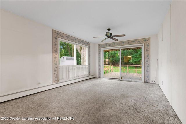 4916 Tressa Drive, Lansing, MI 48910