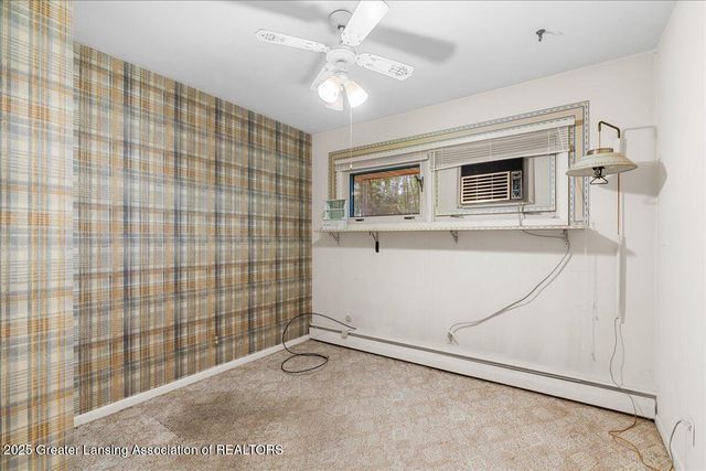 4916 Tressa Drive, Lansing, MI 48910