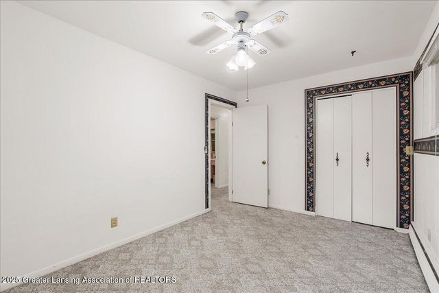 4916 Tressa Drive, Lansing, MI 48910