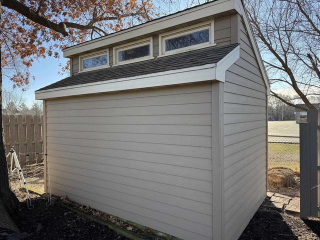 3730 Park View Drive, Janesville, WI 53546