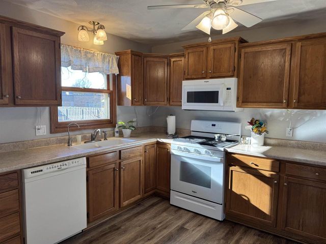 3730 Park View Drive, Janesville, WI 53546