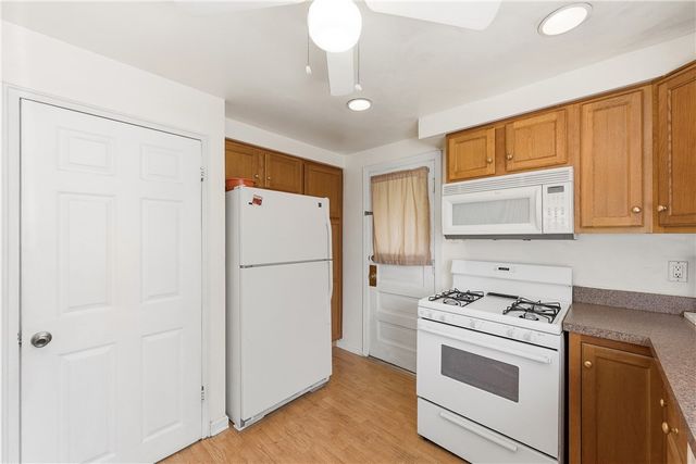 1733 Harcor Dr, Brookline, PA 15226