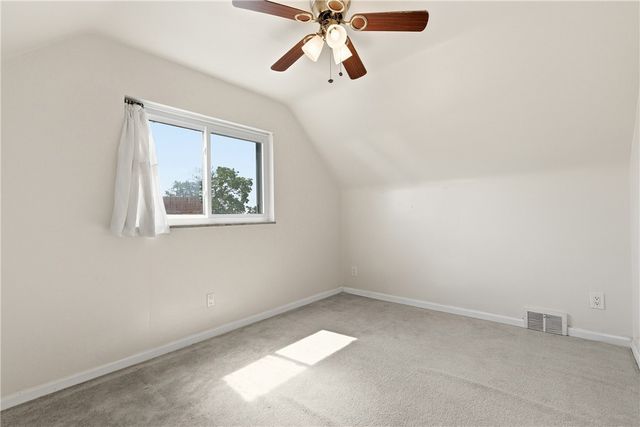 1733 Harcor Dr, Brookline, PA 15226