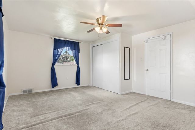 1733 Harcor Dr, Brookline, PA 15226