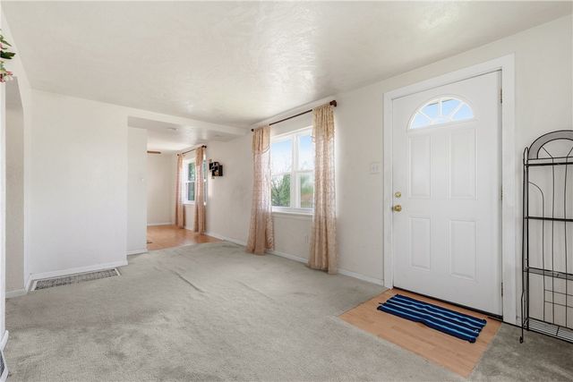 1733 Harcor Dr, Brookline, PA 15226