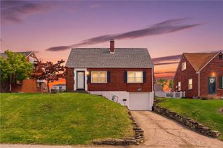 1733 Harcor Dr, Brookline, PA 15226