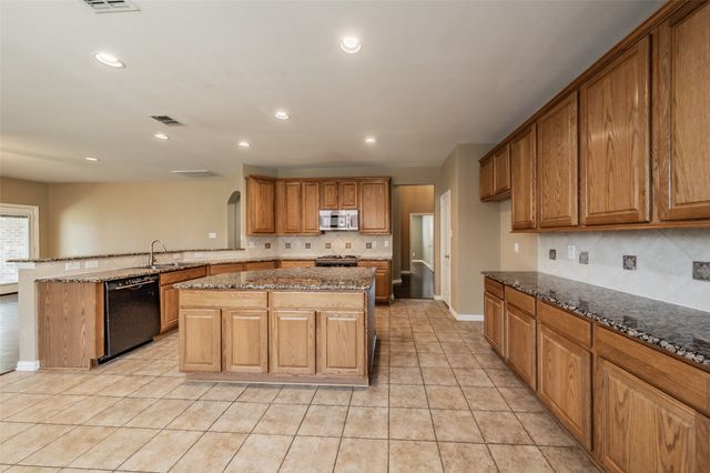 3504 Oliver Drive, Fort Worth, TX 76244