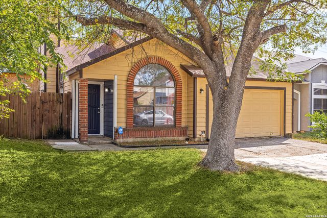 5708 GLACIER SUN DR, San Antonio, TX 78244