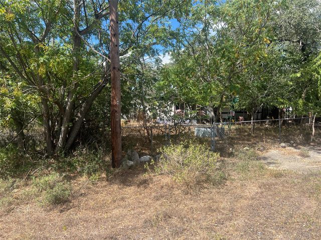 542 Flintstone DR, Canyon Lake, TX 78133