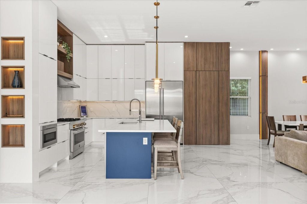 Image 14 of property listing at 1521 CHESTNUT AVENUE, Winter Park, FL 32789