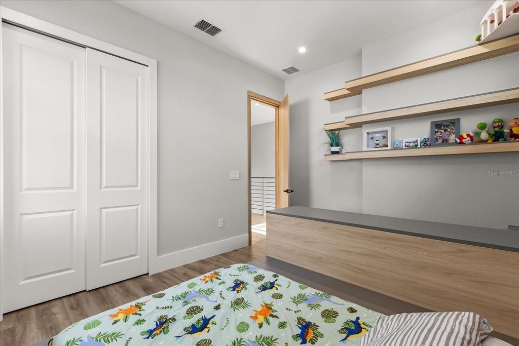 Image 31 of property listing at 1521 CHESTNUT AVENUE, Winter Park, FL 32789