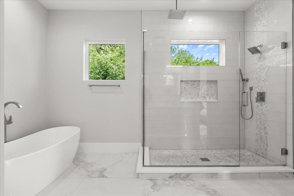 Image 36 of property listing at 1521 CHESTNUT AVENUE, Winter Park, FL 32789