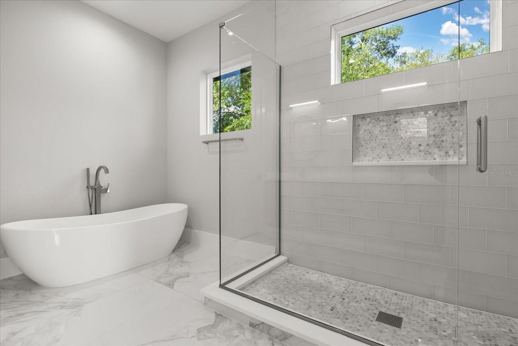 Image 41 of property listing at 1521 CHESTNUT AVENUE, Winter Park, FL 32789