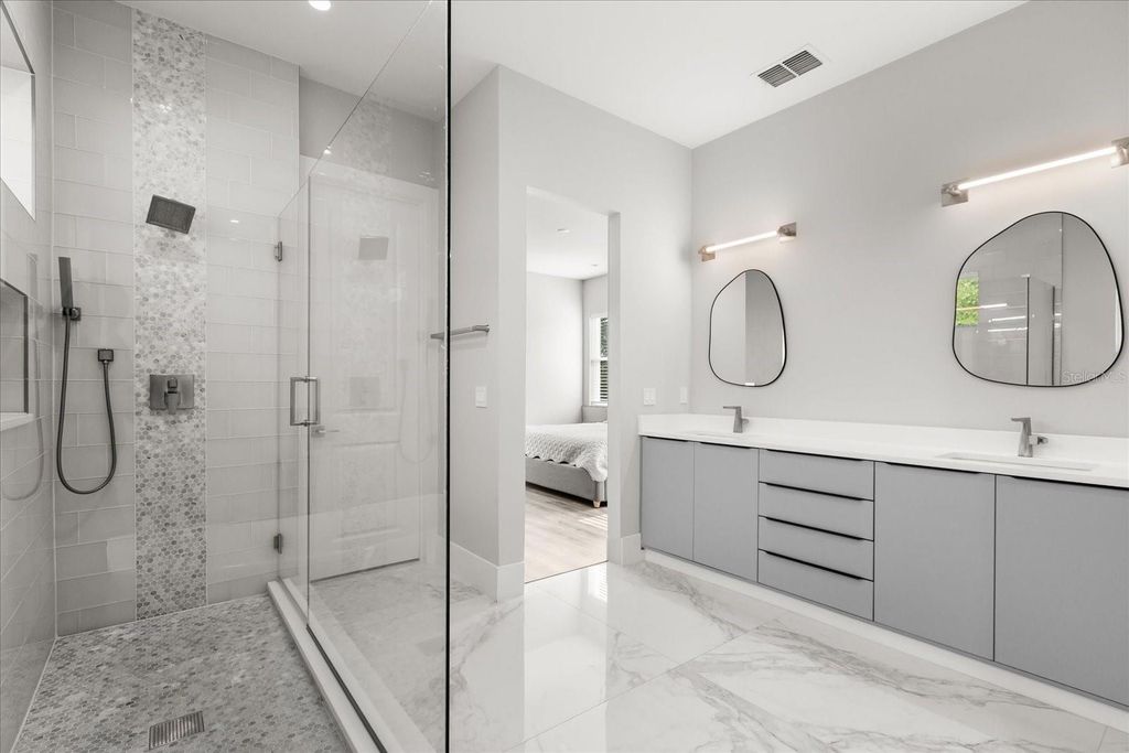 Image 42 of property listing at 1521 CHESTNUT AVENUE, Winter Park, FL 32789