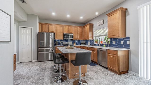 11314 CALLAWAY POND DRIVE, Riverview, FL 33579