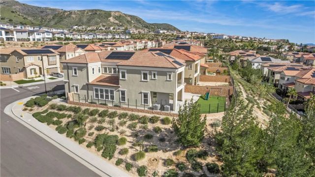 20638 W Deer Grass Ct Court, Porter Ranch, CA 91326