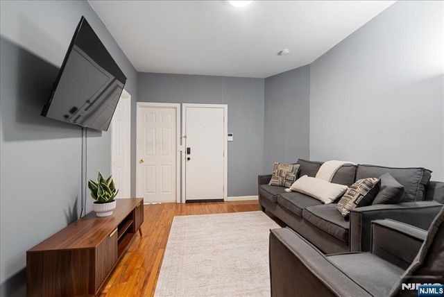 76 Mount Prospect Avenue, Newark, NJ 07104