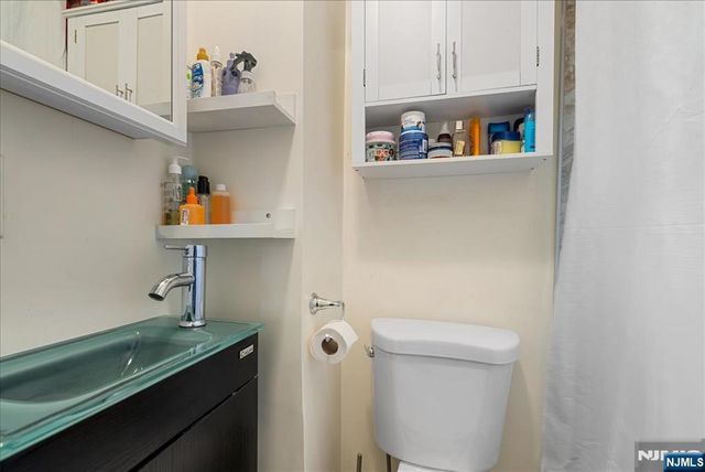 76 Mount Prospect Avenue, Newark, NJ 07104