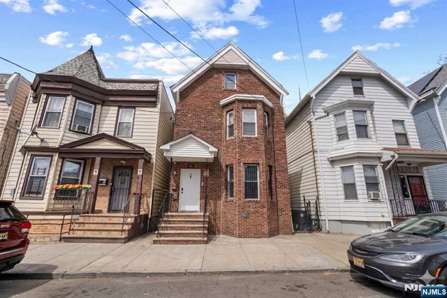 76 Mount Prospect Avenue, Newark, NJ 07104