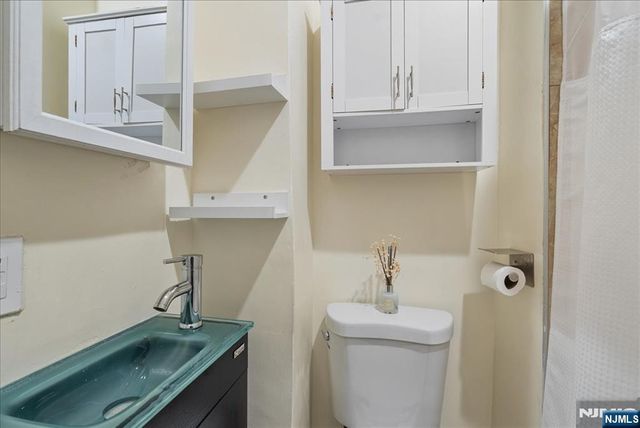 76 Mount Prospect Avenue, Newark, NJ 07104