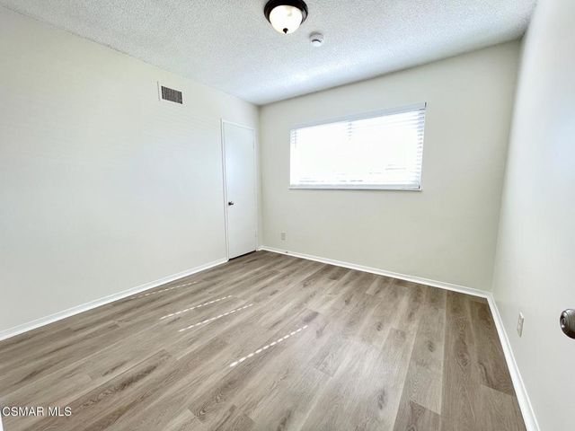 1305 Agnew Street, Simi Valley, CA 93065