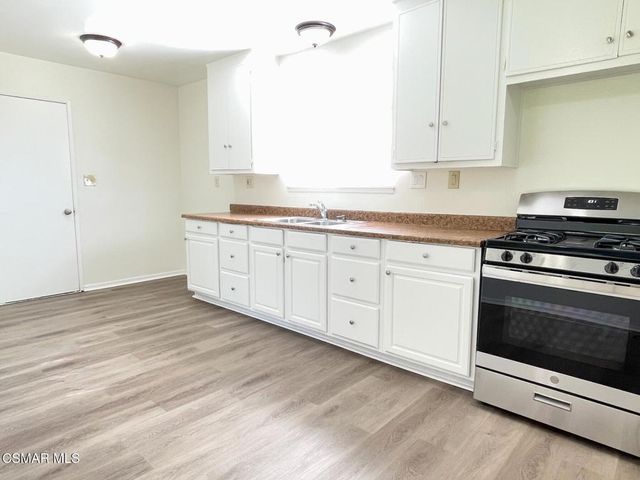 1305 Agnew Street, Simi Valley, CA 93065